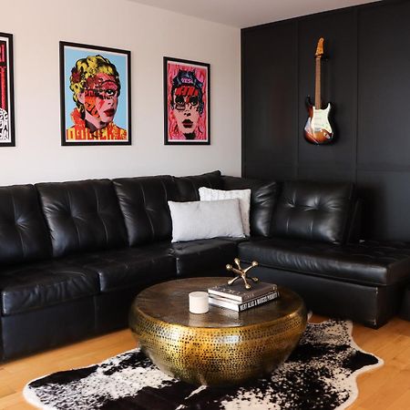 Luxury Artist Condo In Montreal Bagian luar foto